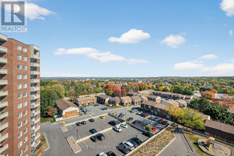 28981552/1015-915-elmsmere-road/beacon-hill-south/ottawa/ontario/K1J8H8_12