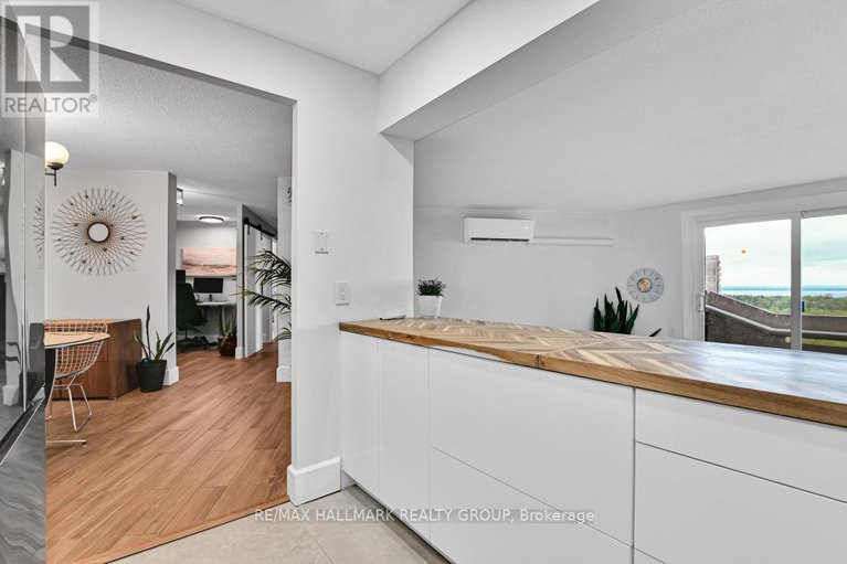 28331296/1808-1081-ambleside-drive/woodroffe/ottawa/ontario/K2B8C8_4