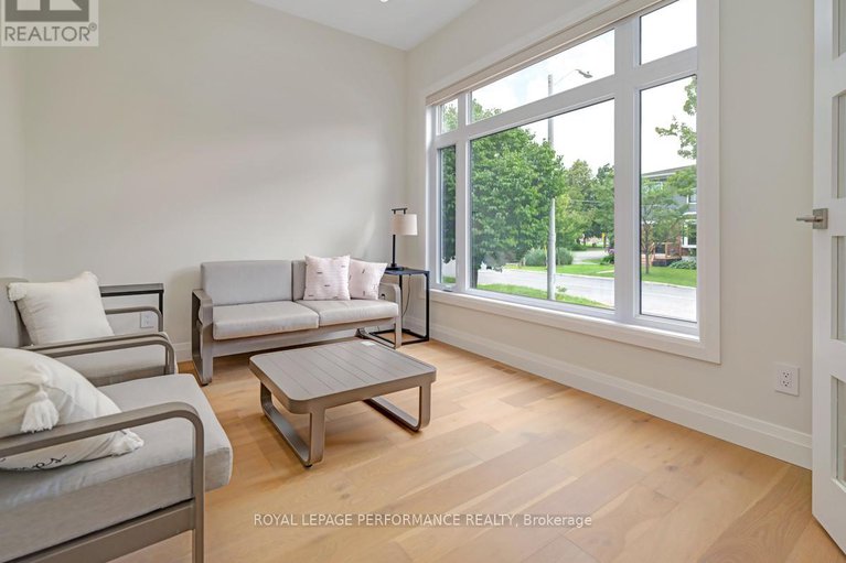 28039969/145-mulvihill-avenue/westborohampton-park/ottawa/ontario/K1Z6Y3_11