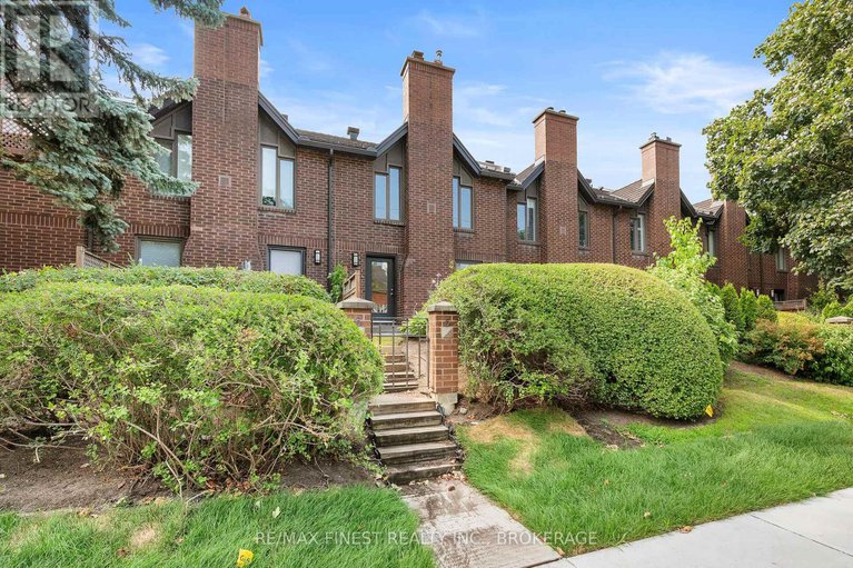 28682071/5-111-echo-drive/ottawa-east/ottawa/ontario/K1S5K8_26