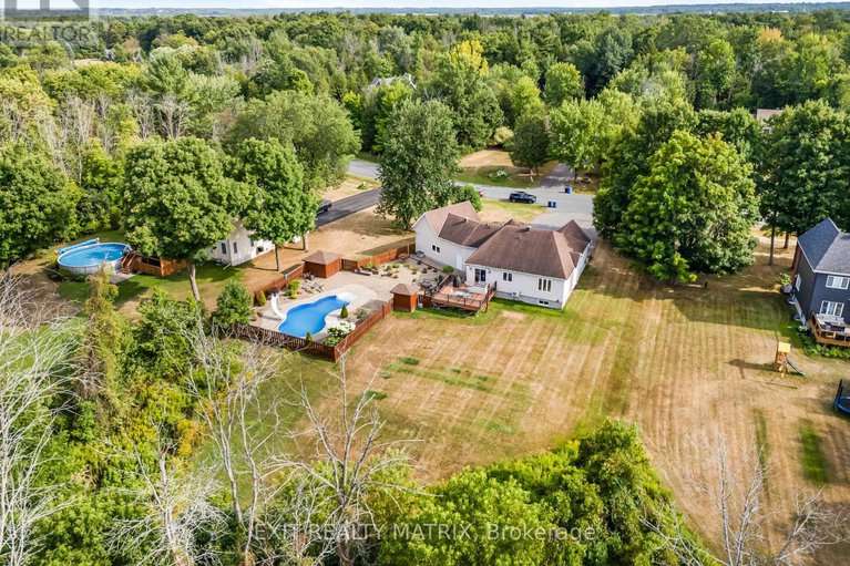 28737336/18-davidson-street/champlain-twp/champlain/ontario/K0B1K0_36