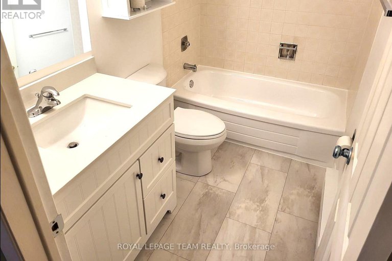 29178113/c-7-harness-lane/bridlewood/ottawa/ontario/K2M1E1_11