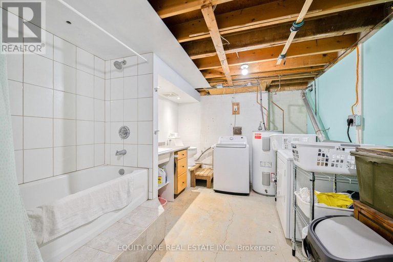 29066037/73-hobart-crescent/sheahan-estatestrend-village/ottawa/ontario/K2H5S3_33