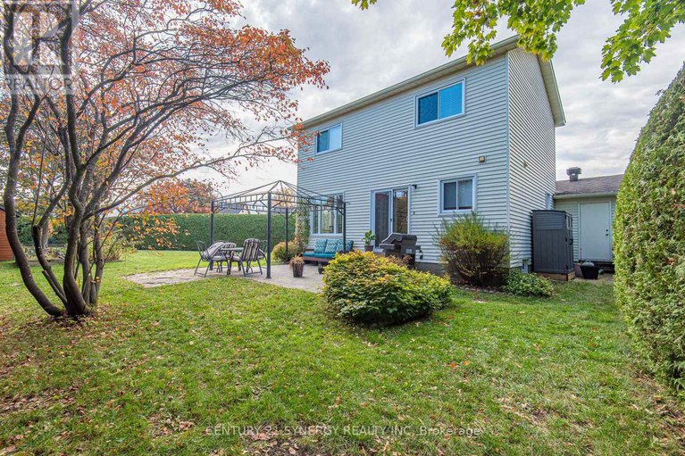 29030670/1665-champneuf-drive/chateauneuf/ottawa/ontario/K1C4V3_28