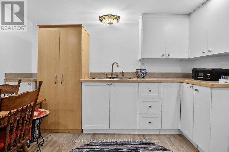 29599055/2105-bangor-street/elmvale-acresurbandale/ottawa/ontario/K1G2X6_37