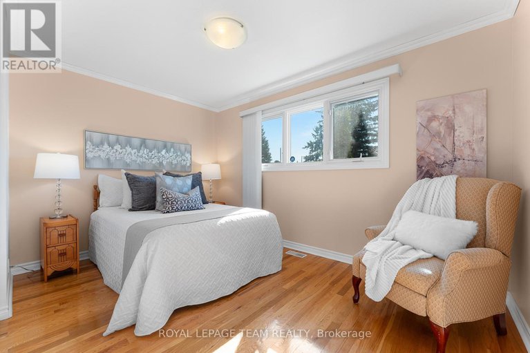 28943825/1-stillwater-drive/crystal-beach/ottawa/ontario/K2H5J9_24