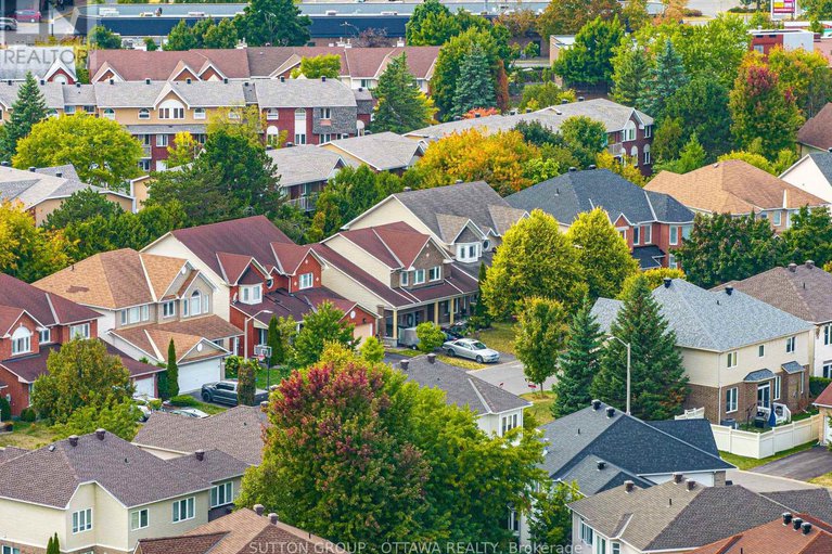 28892463/128-annapolis-circle/hunt-club/ottawa/ontario/K1V1Z3_46