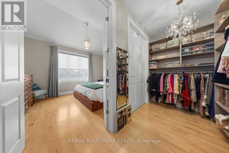 29297524/813-platinum-street/clarencerockland-twp/clarence-rockland/ontario/K4K0J2_23