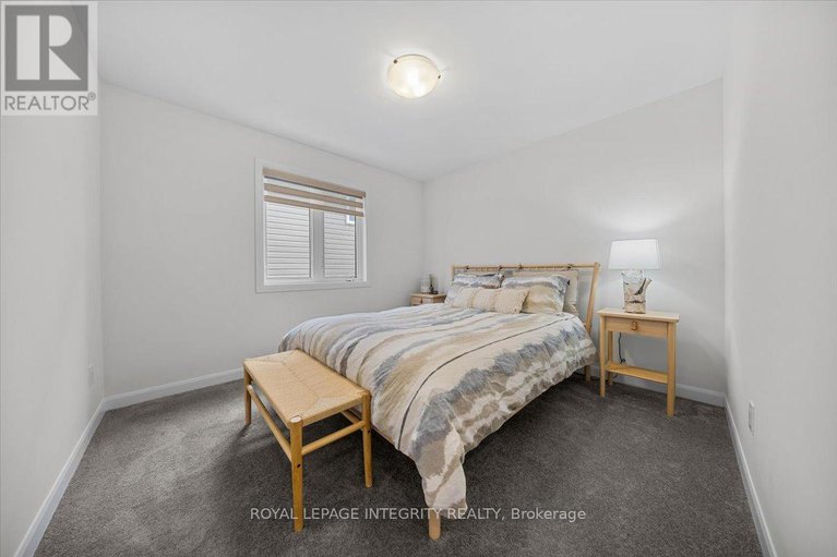 29357054/772-cappamore-drive/half-moon-bay/ottawa/ontario/K2J6V6_31