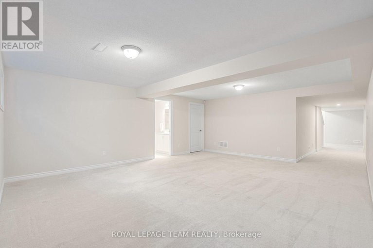 28943826/743-vennecy-terrace/orleans-village/ottawa/ontario/K1W0M8_43