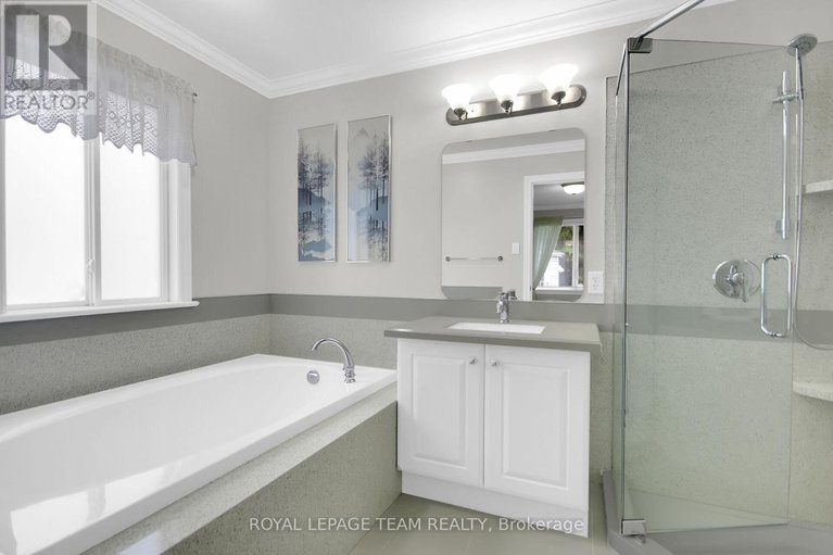28641849/35-fieldcrest-avenue/longfields/ottawa/ontario/K2J4Y8_23