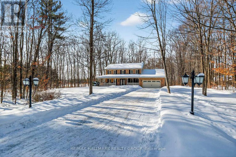 29344609/1372-jules-leger-drive/cumberland-ridge/ottawa/ontario/K4C1E2_1