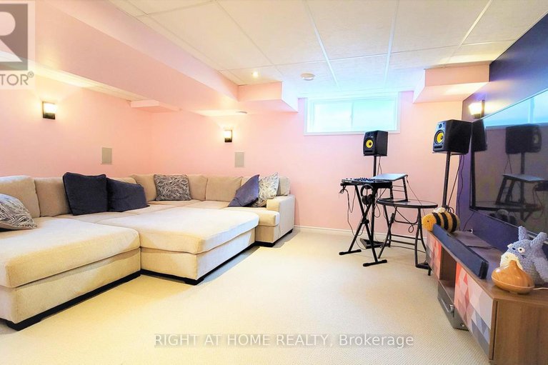 28858841/542-aberfoyle-circle/morgans-grantsouth-march/ottawa/ontario/K2K3R2_22