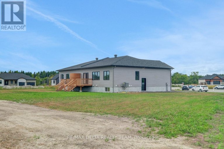 28790406/10-vicky-court/clarencerockland-twp/clarence-rockland/ontario/K0A2A0_39