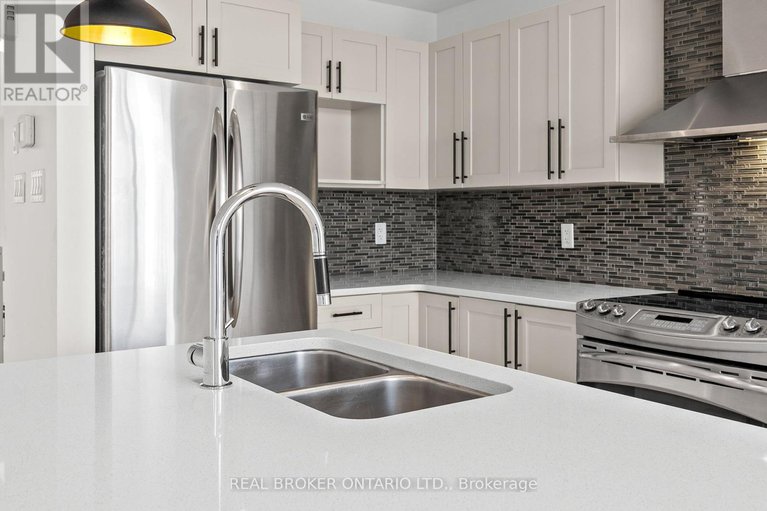 28910640/200-garrity-crescent/strandherd/ottawa/ontario/K2J3T7_15