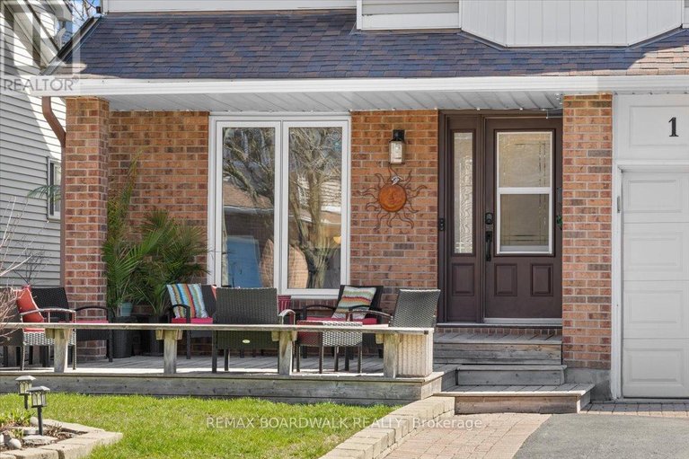 29671423/1837-windflower-way/chapel-hill/ottawa/ontario/K1C5Z8_2