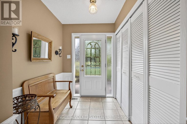 28865549/29-milne-crescent/beaverbrook/ottawa/ontario/K2K1H7_9