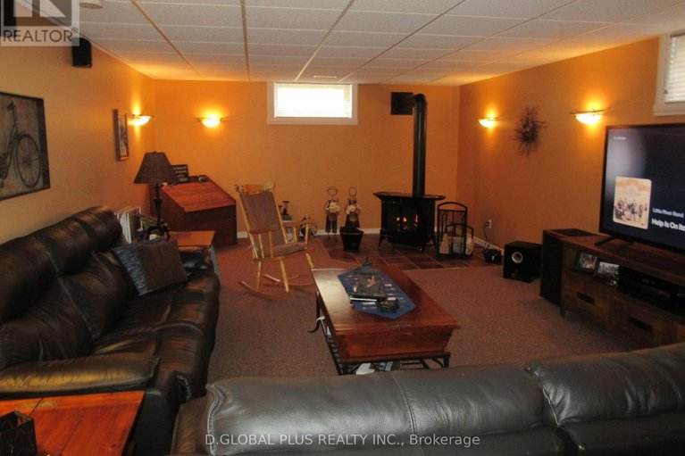 29679760/8-david-street/long-sault/south-stormont/ontario/K0C1M0_3