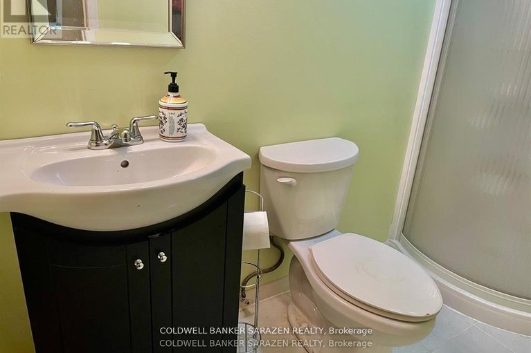 29378689/18-stinson-avenue/lynwood-village/ottawa/ontario/K2H6N1_15