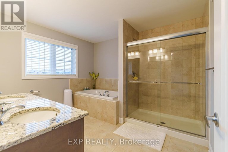 29599484/896-sendero-way/remainder-of-stittsville-area/ottawa/ontario/K2S2W8_23