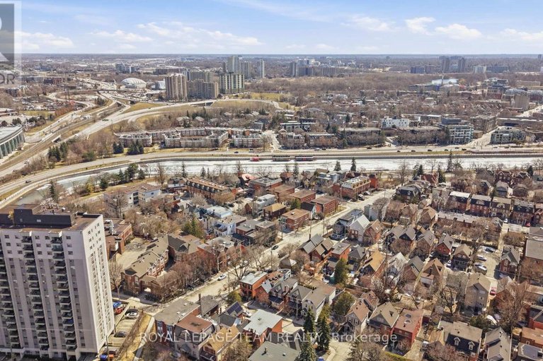 29685322/10-lewis-street/ottawa-centregolden-triangle/ottawa/ontario/K2P0S3_36