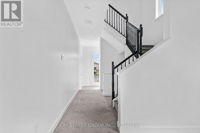 29031146/2130-winsome-terrace/fallingbrookgardenway-south/ottawa/ontario/K5A5N1_13