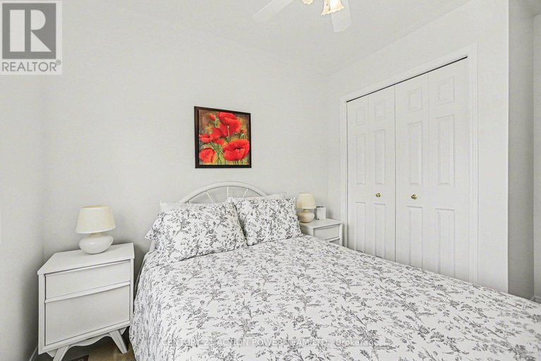 29643950/18-teeswater-street/beaverbrook/ottawa/ontario/K2K2W9_21