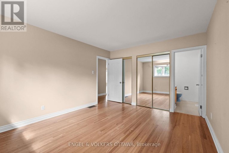 28797761/28-parker-avenue/meadowlandscrestview/ottawa/ontario/K2G3A7_28