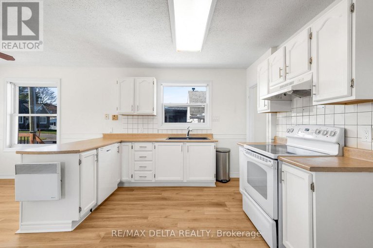 29050096/870-chapman-street/town-of-rockland/clarence-rockland/ontario/K4K1E6_9