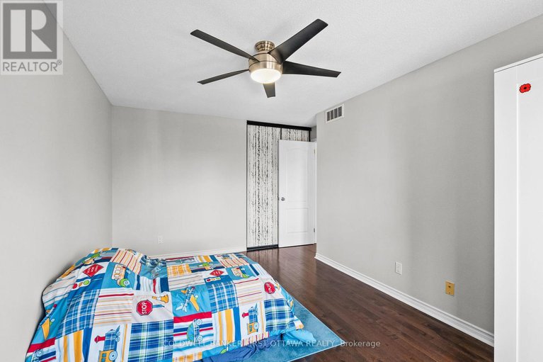 28994506/16-wrenwood-crescent/centrepointe/ottawa/ontario/K2G5V4_29