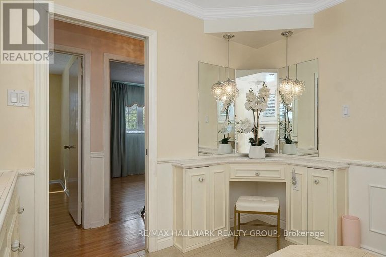 29514982/2185-bickerton-avenue/beacon-hill-north/ottawa/ontario/K1J6Y2_27