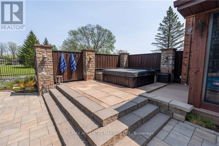 28325181/18521-county-road-19-road/south-glengarry-charlottenburgh-twp/south-glengarry/ontario/K0C2J0_9