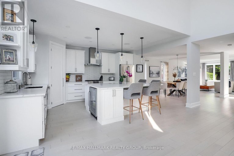 29296779/668-mansfield-avenue/laurentianview/ottawa/ontario/K2A2T6_13