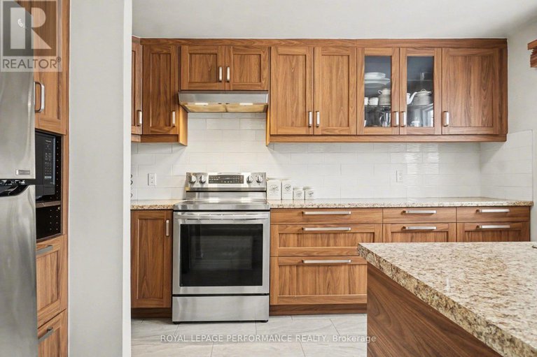 29397617/1931-ashmont-street/chapel-hill/ottawa/ontario/K1C7B9_10