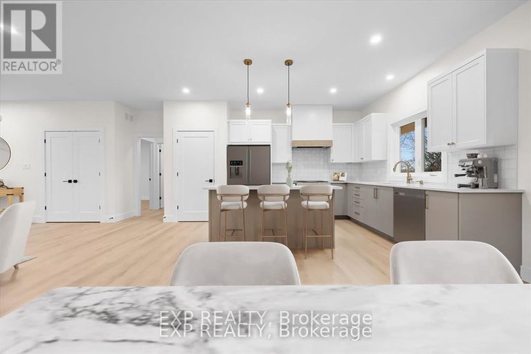 29433477/1710-county-road-18-road/north-grenville-twp-kemptville-south/north-grenville/ontario/K0G1S0_7