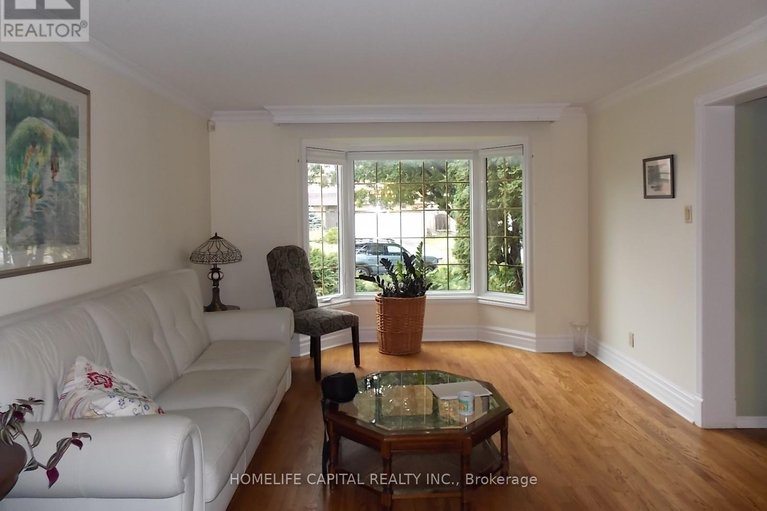 28795568/1804-robinwood-place/chapel-hill/ottawa/ontario/K1C6L4_4