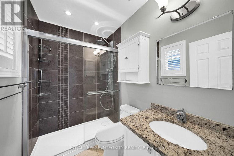 29118675/234-walden-drive/beaverbrook/ottawa/ontario/K2K2M3_34