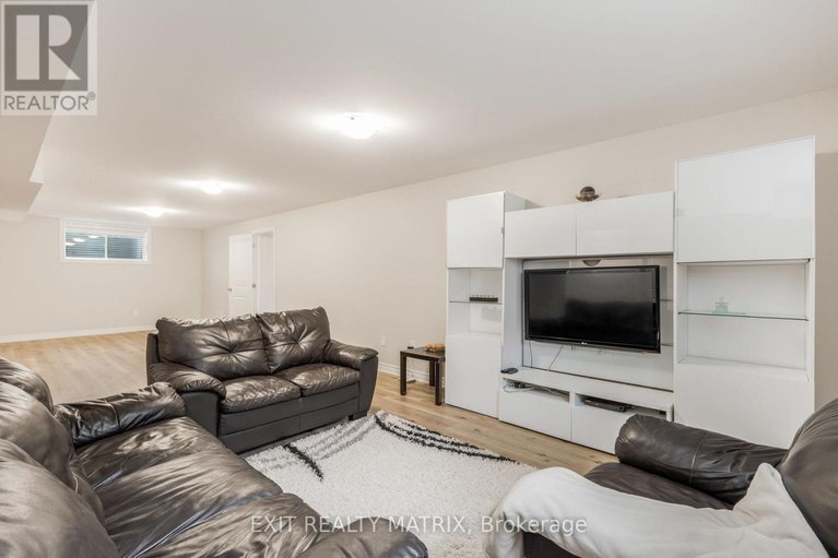 29320193/700-namur-street/embrun/russell/ontario/K0A1W0_22