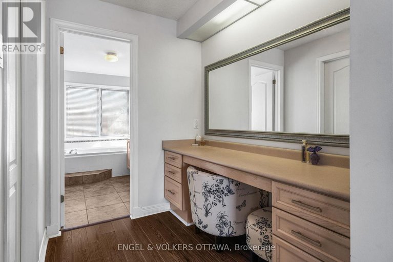 29543010/17-hunterswood-crescent/hunt-club-park/ottawa/ontario/K1G5V1_25