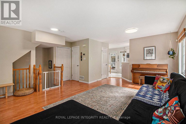 28546946/36-1512-walkley-road/heron-gateindustrial-park/ottawa/ontario/K1V2G7_6