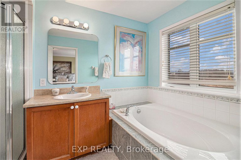 29118872/258-trail-side-circle/springridgeeast-village/ottawa/ontario/K4A5B5_17