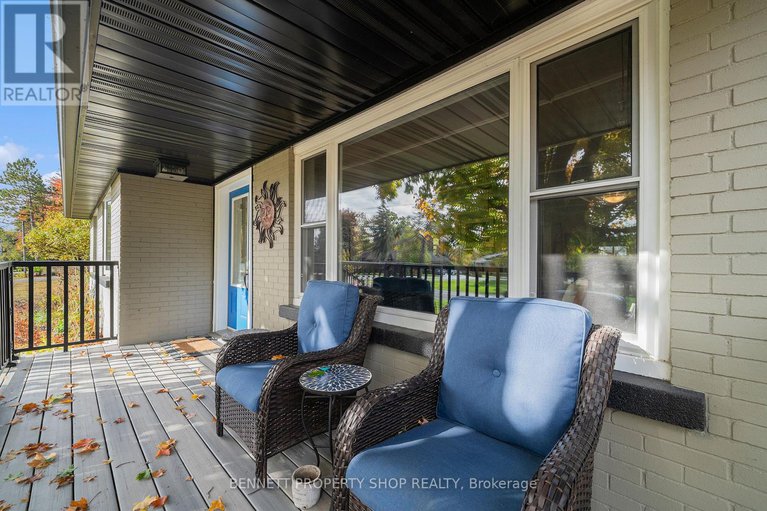 28989820/1109-edward-street/manotick-long-island-nicholls-island/ottawa/ontario/K4M1G8_2