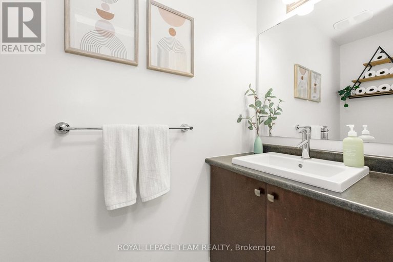 29186471/544-rioja-street/emerald-meadowstrailwest/ottawa/ontario/K2S0V8_23