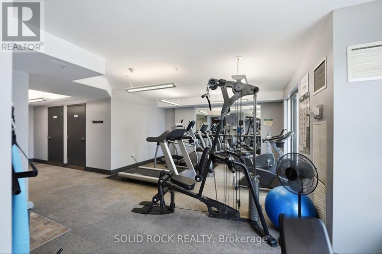 29649227/910-200-besserer-street/sandy-hill/ottawa/ontario/K1N0A7_10