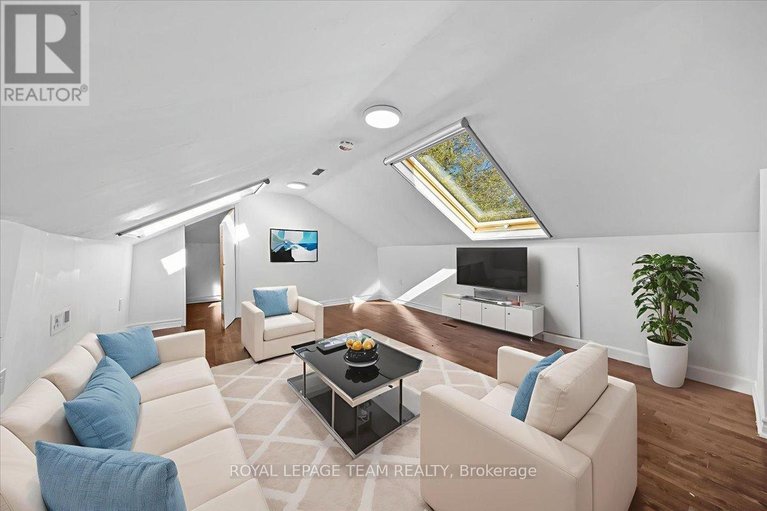 29552079/5410-old-richmond-road/fallowfield/ottawa/ontario/K2R1G7_31