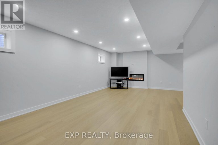 28428548/2021-elevation-road/half-moon-bay/ottawa/ontario/K2J6W6_39