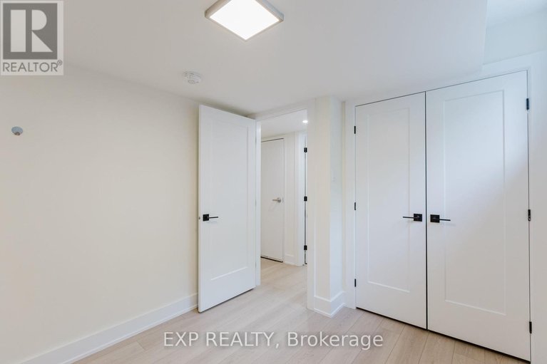 28497518/62-columbus-avenue/overbrook/ottawa/ontario/K1K1R3_26