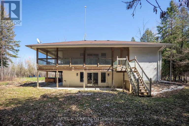 28314579/7359-marcella-drive/osgoode-twp-north-of-reg-rd-6/ottawa/ontario/K4P1P7_37
