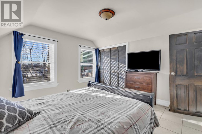 28875468/477-booth-street/west-centre-town/ottawa/ontario/K1R7L1_32