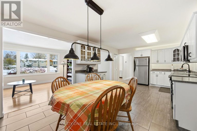 29093360/17-savage-drive/stittsville-central/ottawa/ontario/K2S1B9_12